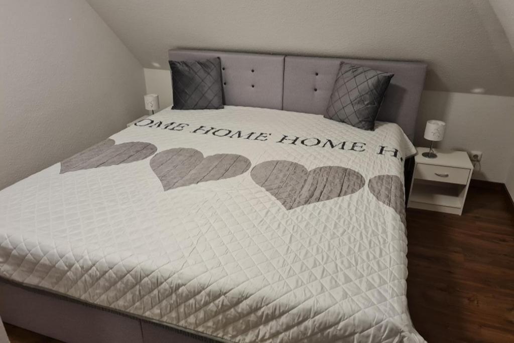 Neu! Ferienwohnung Zum Anker Heeslingen Екстер'єр фото